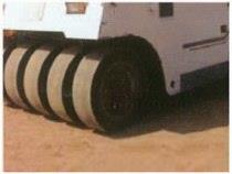 歐進(jìn)彩色透水混凝土工藝流程-www.wzzzy.cn