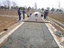 歐進(jìn)彩色透水混凝土工藝流程-www.wzzzy.cn